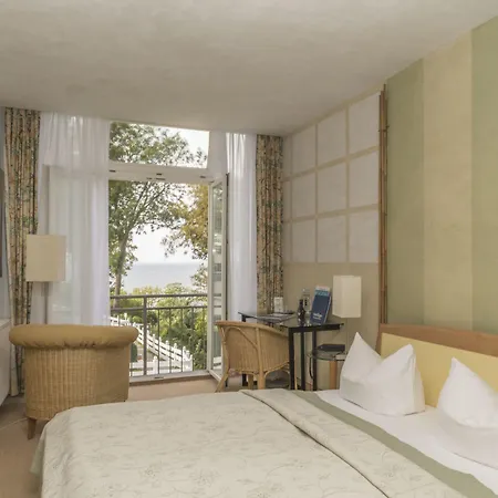 Panorama Hotel Lohme